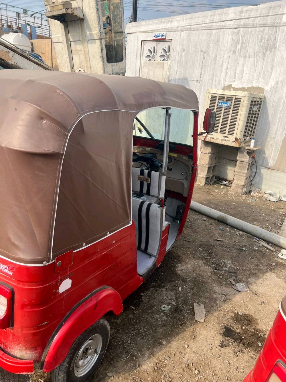 تكتك 18 شهر 5 اوراق اصوليه كامله 7 ورق تكتك تجي تشوفها بعينك وتقتنع بيهه اله ابيع محرك مجفت كامل  غراض اصلي قمجيات كلهن جدد مبدلات بريك منظومه كامله مع عنبارات وبنزات كامله وعنبار رئيسي جديد وفلاوين و سلف ودوشمه وكاعيات جدد ناقصهه فقط دبلات و طبنزات  ابيع كوم حديد  عنواني مشتل شارع المطبك سعر
 وبيهه مجال 3900
رقمي ***********