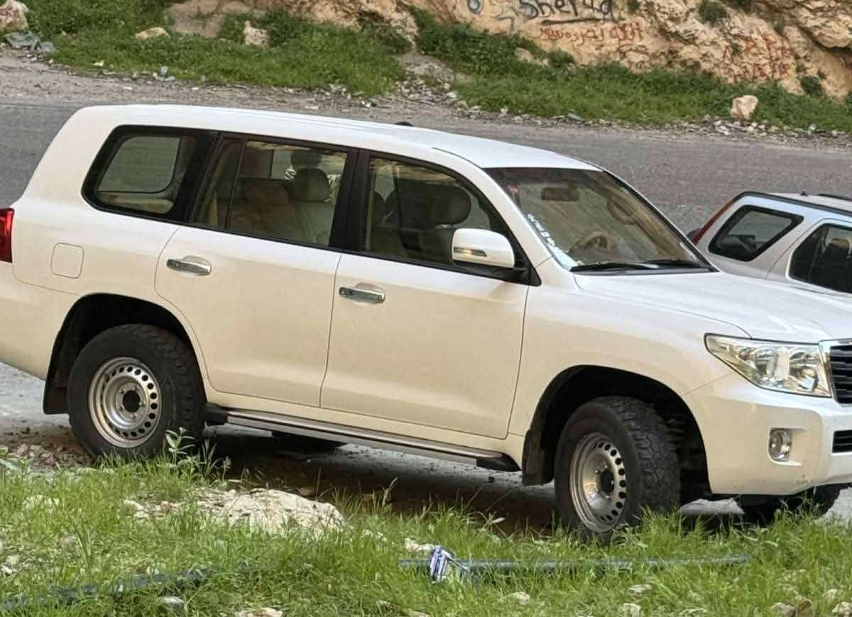 تۆیۆتا لاندکرۆزر 2013 وەنەوشە 
مانكى 7. مواصفات G. بى
 سوبغ بى سارده سه ياره ك
 140هه زار حقيقى 
رنكى سپي به فرى ديناريكى مسروفى تي نيه  به ناوى خؤموييه تاكوه 2029تازيه 4تايه ى تازه له ژيريه 

سعر لە کۆمێنت داوابکە ڕاستەخۆ بۆت دیت 📩 

شريكى دلوب مه كين وكير ئه كسل
به شرد تحويل و خرام به شرد 

ژمارەی خاوەنی 
***********
