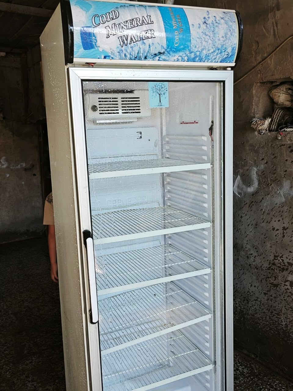 السلام عليكم عارضه جديده ما مستخدمه هواي بعدهه ما مصلحه السعر 350وبي مجال ***********
