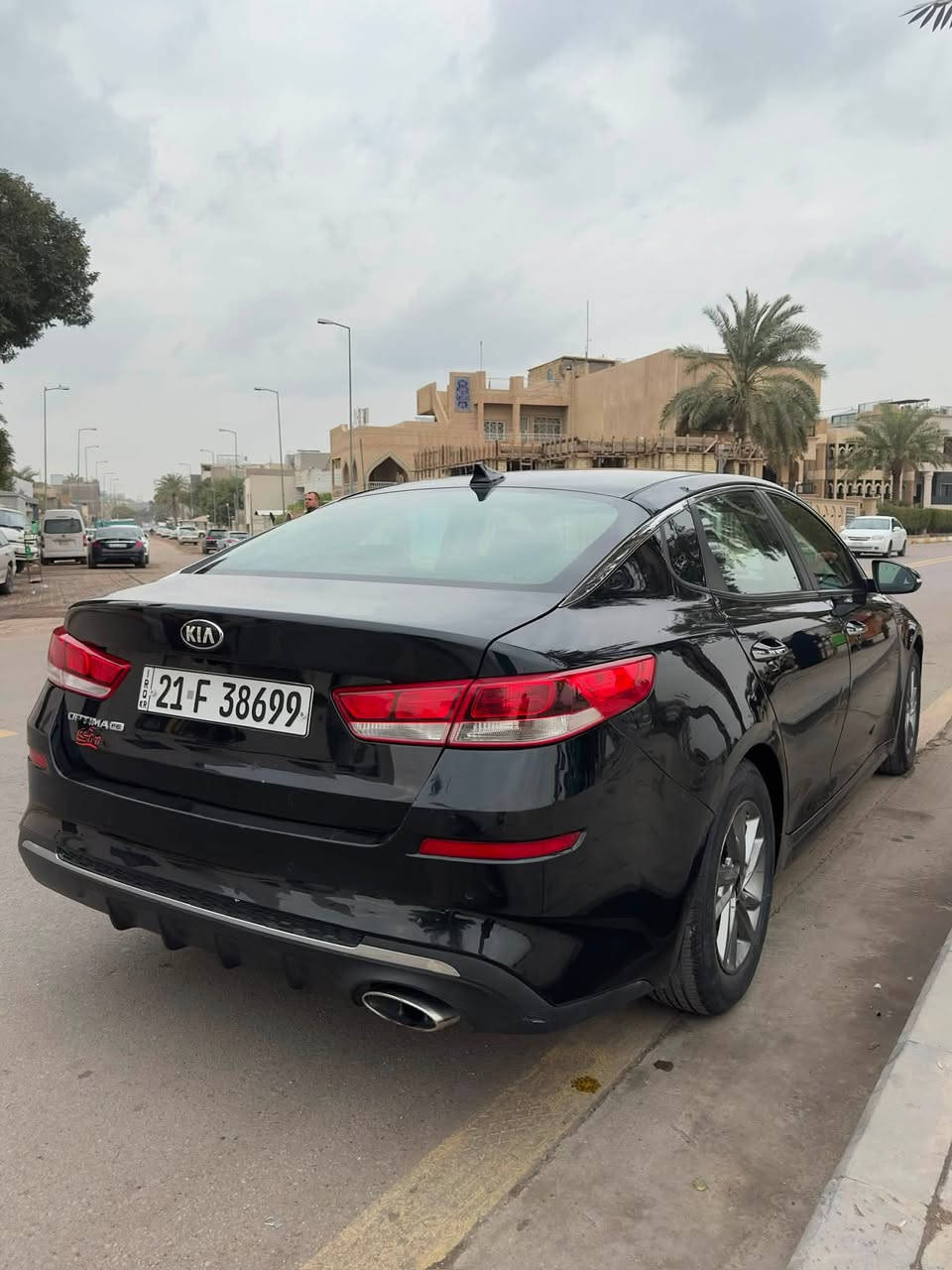 (( بيع مستعجل ‼️ ))
⚠️ بدون حادث
محرك 2400 GDI خير من الله 
كير اوتو 6 سرعات 
تبريد ثلج
صرفيتها ممتازه جداً للوقود

مواصفاتها : 
- شاشة كبيرة مدعومة بـ  Car Play - Android Auto 
- نظام انارة زنون ( مكلفني 150 دولار وضمانه سنه ) 
- كامرة خلفية دوارة
- حساسات امامي خلفي 
- مانع تزحلق
- نظام قيادة ذاتية 
- مانع اصطدام 
- تحكم ستيرن جهتين 
وبعد بيها مواصفات خير من الله 

بيها شخوط بسيطة بالدعامية الامامية وفايبر ، واثر طخه بسيط جداً بالجاملغ

رقم سليمانية ، تريد تحويل او كالة شنو الي يعجبك اني جاهز
سعرها 128 وبيها مجال حگ الجية

متواجد كاظمية - حرية - منصور
رقم تلفون ***********
