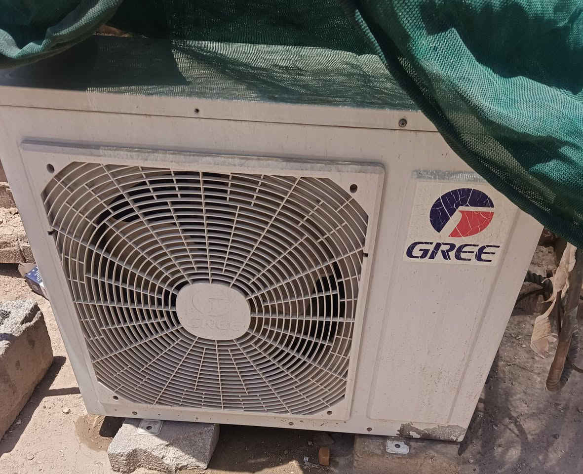 @إشارة @إشارة السلام عليكم سبلت كري طنين. للبيع غاز 22 برودته ثلج اي نقص مابي نافته 90ٔ/100 تجي تفحص وتفتحه وتاخذه مستعجل ع بيعته مكاني كربلاء السعر 375 وبي مجال

 ‏‪***********‬‏
