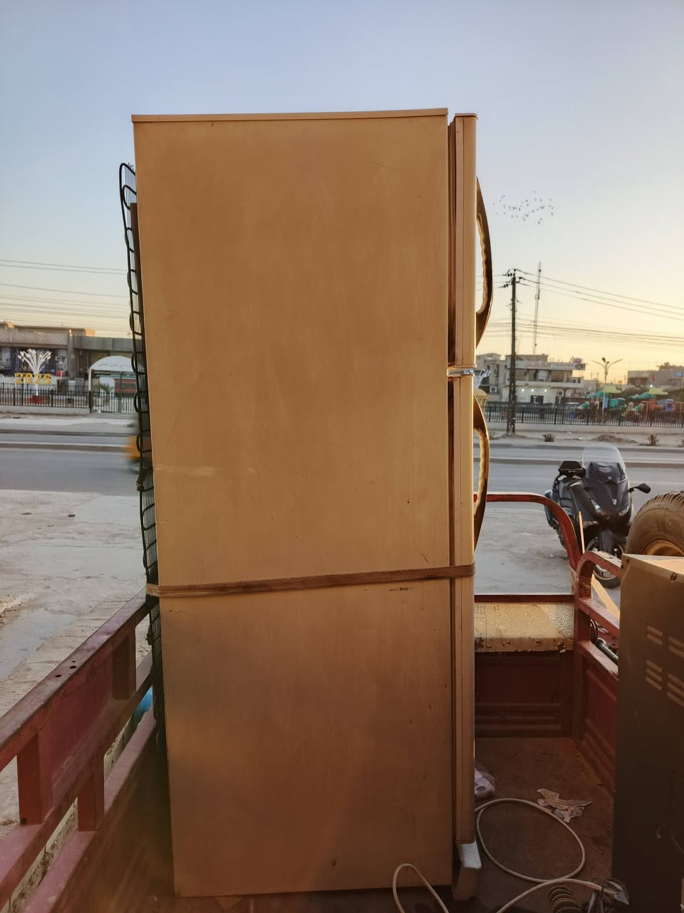 ثلاجة للبيع نوع كونكورد ام تفاحه رقمي ***********مكاني بغداد فلكه حي النصر
