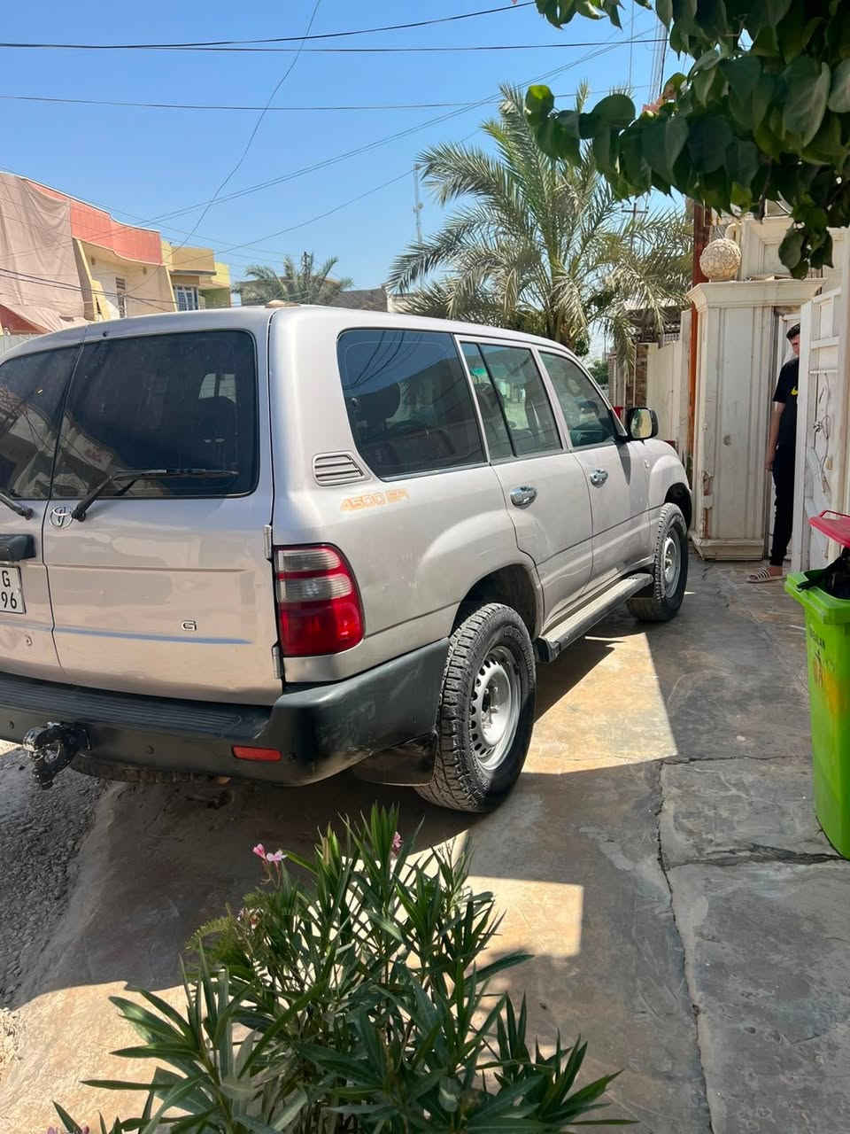 لاندكروزر G فوول فوول عادي 2001 فور ويل دبل خفيف وثكيل
السيارة اصولي مدنية اصلً ، رقم السيارة اسليمانية بسمي 
 سنوية وهزة جديدة ، شرط مكينة وكير بالكارتون ، داخل جديد 
تايرات جدد ويل ابلادي ، دبل تانكي بلادي ودبل فيت فم وطوافات بلادي ، كهربائيات شغالة كلهن  مكفولة كفالة عااامة شرط : مكان السيارة سامراء 130 وبيها مجال للطيبين 

+964 771 994 6249
غير متواجد في التواصل الاجتماعي


**إذا كنت صاحب هذا الإعلان وتريد حذفه لأي سبب، رجاءا أرسل رسالة إلى الدعم الفني**