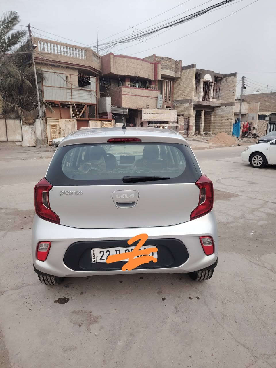 كيا بيكانتو الشكل الجديد موديل 2023 (رقم اربيل) ماشيه 2800 قابل لزيادة بحالة الوكاله تعتبر زيروا بيها دعامة صبغ فقط فقط اثر تكتك رجعت عليه كولها بالجيس مال الشركة شرط
السيارة مواصفاتها معروفه ميحتاج اشرح لان الصور تشرح اشاير بالمري تحكمات ايرباكات كله اوك
السعر 128 بيها مجال جدا بسيط
مكان السياره بغداد الشعب
الاتصال والاستفسار ***********
