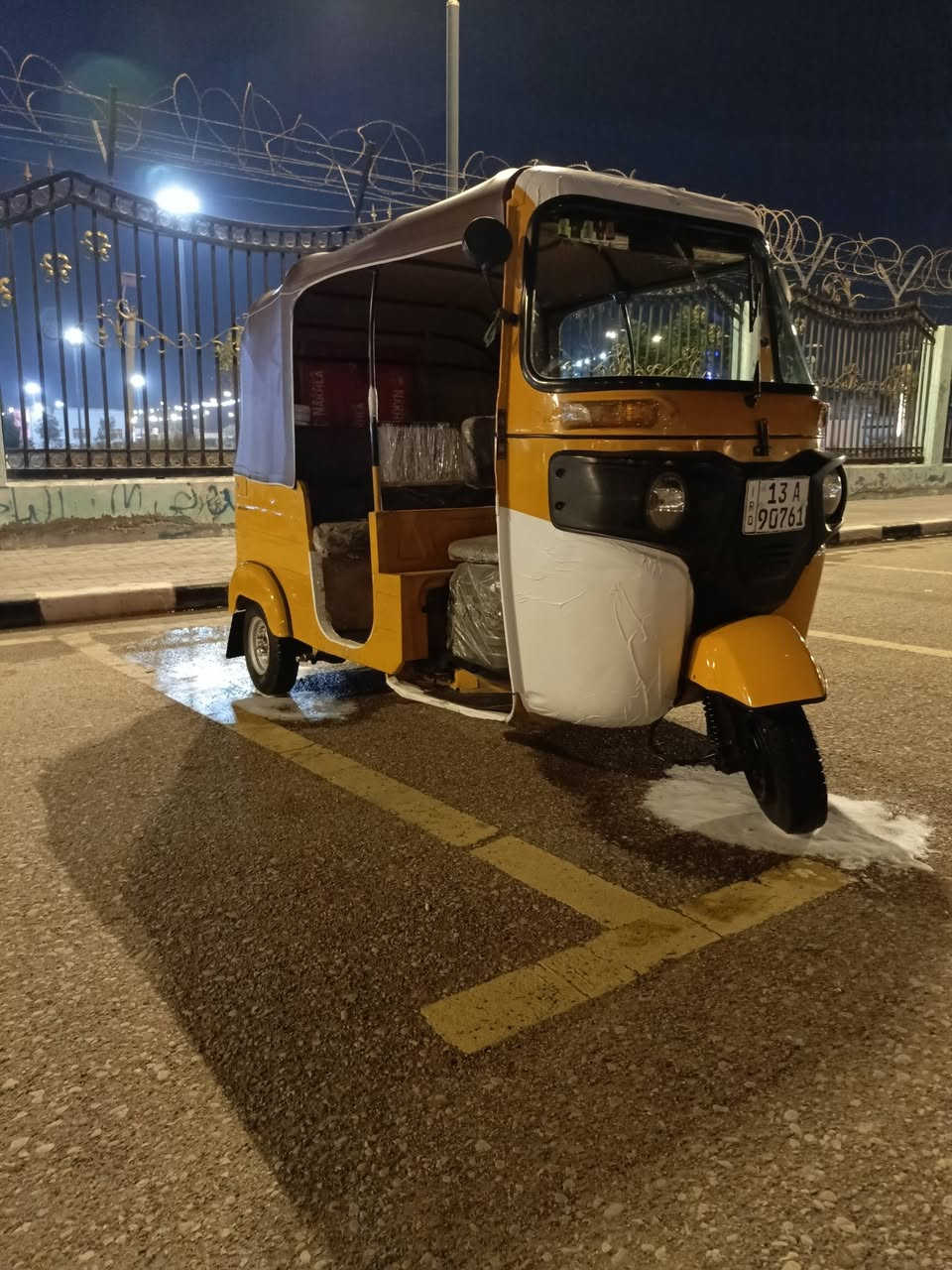 سلام عليكم تكتك لبيع موديل 19  شهر 12 تكتك رقم وسنويه مكينه مجفته تكتك خير من الله كشره بيه الغد حار وبارد زغير تكتك خير من الله  رجان اقره المنشور وبخدمتك اني
مكاني ميسان دور نفط  

***********
