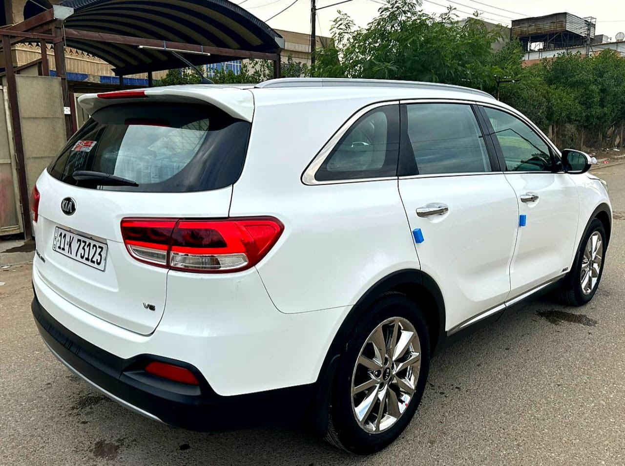 السلام عليكم سياره كيه سورنتو موديل 2016وارد خليجي كفاله عامه مواصفات فول واحد على واحد محرك 3600/6 محرك كير صدر تبريد تخم تاير مكفولة رقم بغداد بسمي تحويل مباشر سياره جاهزه حلوه كلش العنوان بغداد الامين شارع نواب سعر 217$بيه مجال بصيط النتصال ***********
