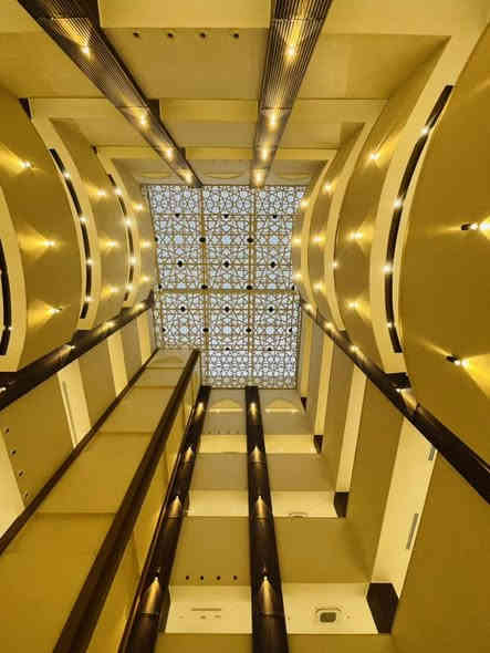 تم والحمدلله اكمال فندق النجف الدولي 
تجهيز وتنفيذ  
1-منظومة كاميرات عدد 100
2-منظومة انترنيت. عدد 50  يوني فاي و 120 نقطة انترنيت موزعة داخل كل غرفة 
3-منظومة بدالة عدد 150 هاتف ارضي IP
4-منظومة انذار حريق عدد 200. حساس دخان و  اجراص وكاسر زجاج 
5-منظومة صوت بعدد 60 سماعة سقفية 
6- منظومة ستلايت عدد 140 نقطة موزعة داخل الغرف بصحن واحد.فقط 
7-منظومة  عدم ازعاج بعدد 120 شاشة موزعة على الغرف تحوي رقم الغرفة واسم الفندق 
8-منظومة اقفال الكترونية فندقية بعدد 120 قفل الكتروني 
9-منظومة كارت شاشة بعدد 120 غرفة يحوي على زرين. 
قم بتنظيف غرفتي / الرجاء عدم ازعاج 
نموذج عن اعمالنا ( مكتب المهندس حسين العوادي )

بأدراة. 
المهندس حسين العوادي
المهندس Haidar AL-Musawi
التنفيذي سجاد الغساني

للتواصل الاتصال على (***********)
