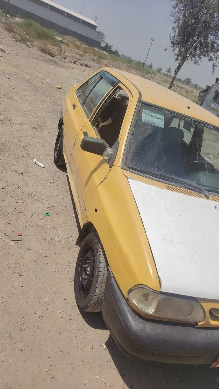 سلام عليكم عندي سيابه البيع موديل 2011 سيارة من كل شيء جاهزه تخم تاير ماكينه خير من الله مكان بغداد  شرعي موجود سياره ***********السعر 9
