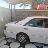 كراون ملكة • بلمرور • القرنة