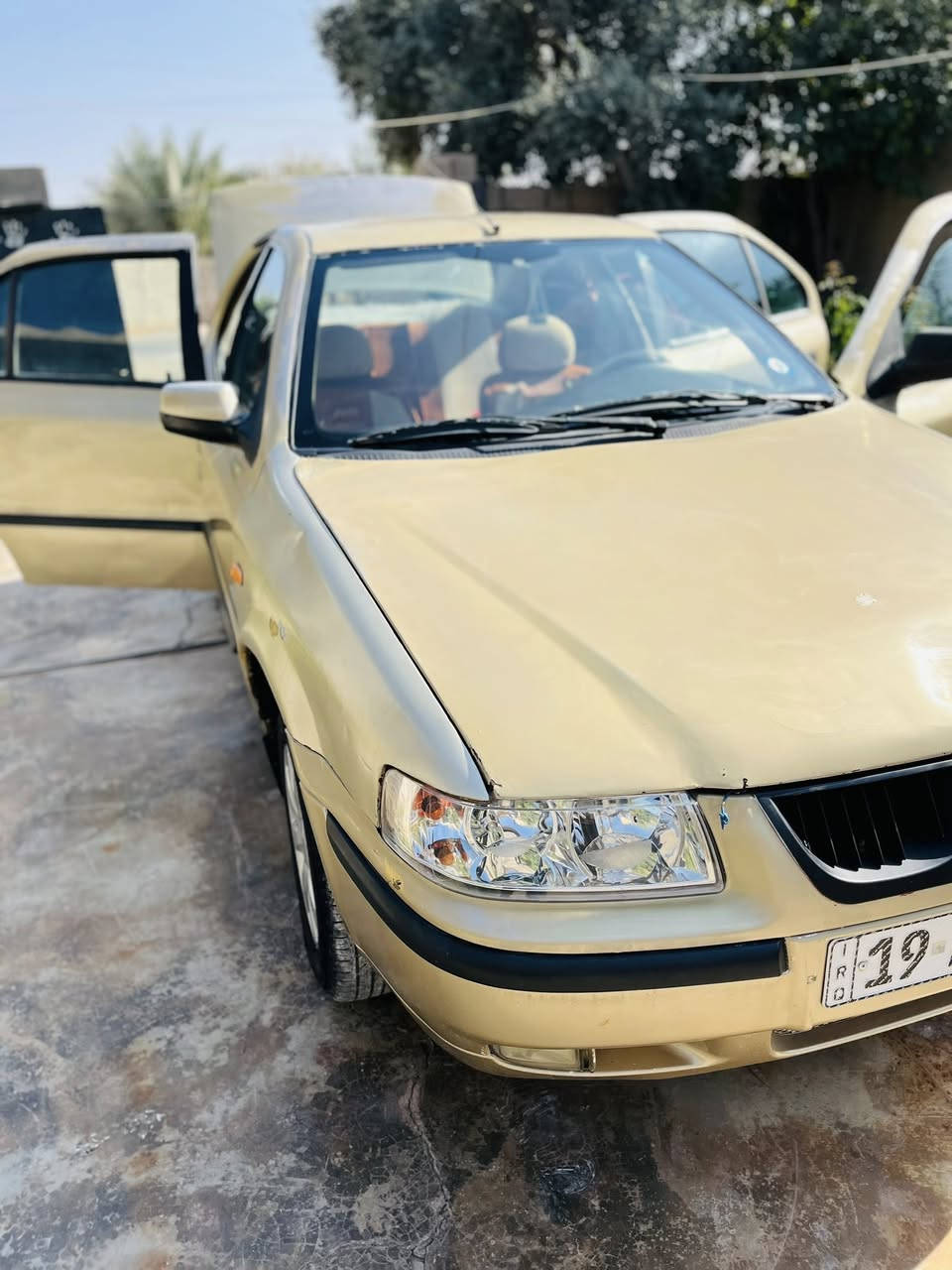 #للبيع سمند 2009. سنويه لل28 رقم إنكليزي تريد تحويل تريد وكاله. شرط گير ومحرك وكهربائيات. وتبريد ثلج صدر جديد ماصدات جدد  دواشمه اصليه 4سماعات ومسجل جديد  تيارات نص عمر  عايزهه ترتيبات قليله فقط  اترايهه وين ما تريد 
السعر 35ورقه وبيهه مجال 
رقم الهاتف ***********
