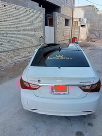 سوناته ٢٤٠٠ • ٢٠١١ • مصبوغه