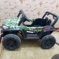 سيارة أطفال • شغالة • بدون شاحن