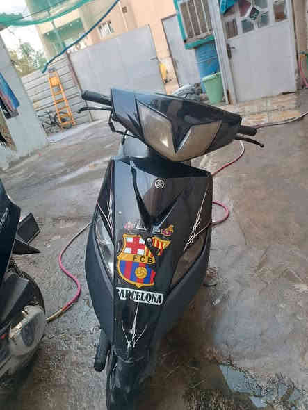 السلام عليكم عندي دراجه ماكس الثالث نازل عنوان الزعفرانيه دراجه كامله وشاير كهربائياتا ما بها اي نقص سعره 450 وفيها مجال بسيط وبيها مراوس همين عادي ***********
