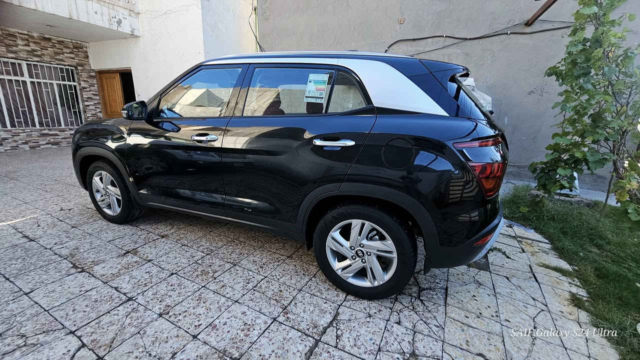 مراوس  20 فما فوق رقم بغداد..
كريتا خليجية 2023 ماشية 32 الف كم بغداد باسمي فول بصمة مري شفط اشاير بلمري تحكمات شاشة كارپلي أوامر صوتيه فول عدا الفتحه بيها بارد جاملغ أمامي وشوية بنيد وشوية بلباب سيارة مال جناي محرك 1500 وگيرها 8نمر تبريدها ثلج شرط ماكو فصله كشناتها ابيض وفيلي مغلف احمر السعر 139 وبيها  مجال للحلوين العنوان بغداد حي العامل ***********
