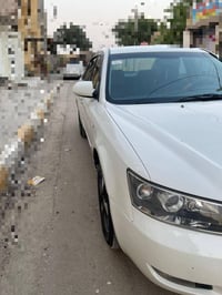 سوناتا ٢٠٠٩ متومه شمالي خط واحد غاز يعني انسى الصرف السيارة جديده تبري...