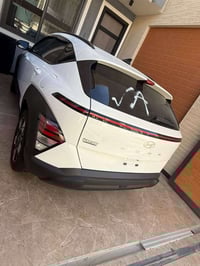 كونا ٢٤ فول موصفات مكينه ٢٠٠٠دوش حادثه بنيد   فقط قطعه بدون دواخل  موص...