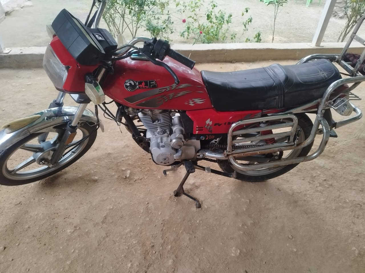 السلام عليكم 
دراجة فيوم موديل 2019 طالعه بل 20 

الدراجه بلاديه كله سلف هندر كهربائيات كامله محرك نضيف جدا     (اوراق كامله) 

كربلاء الحسينيه الجريه 

استفسار اكثر خاص


**إذا كنت صاحب هذا الإعلان وتريد حذفه لأي سبب، رجاءا أرسل رسالة إلى الدعم الفني**