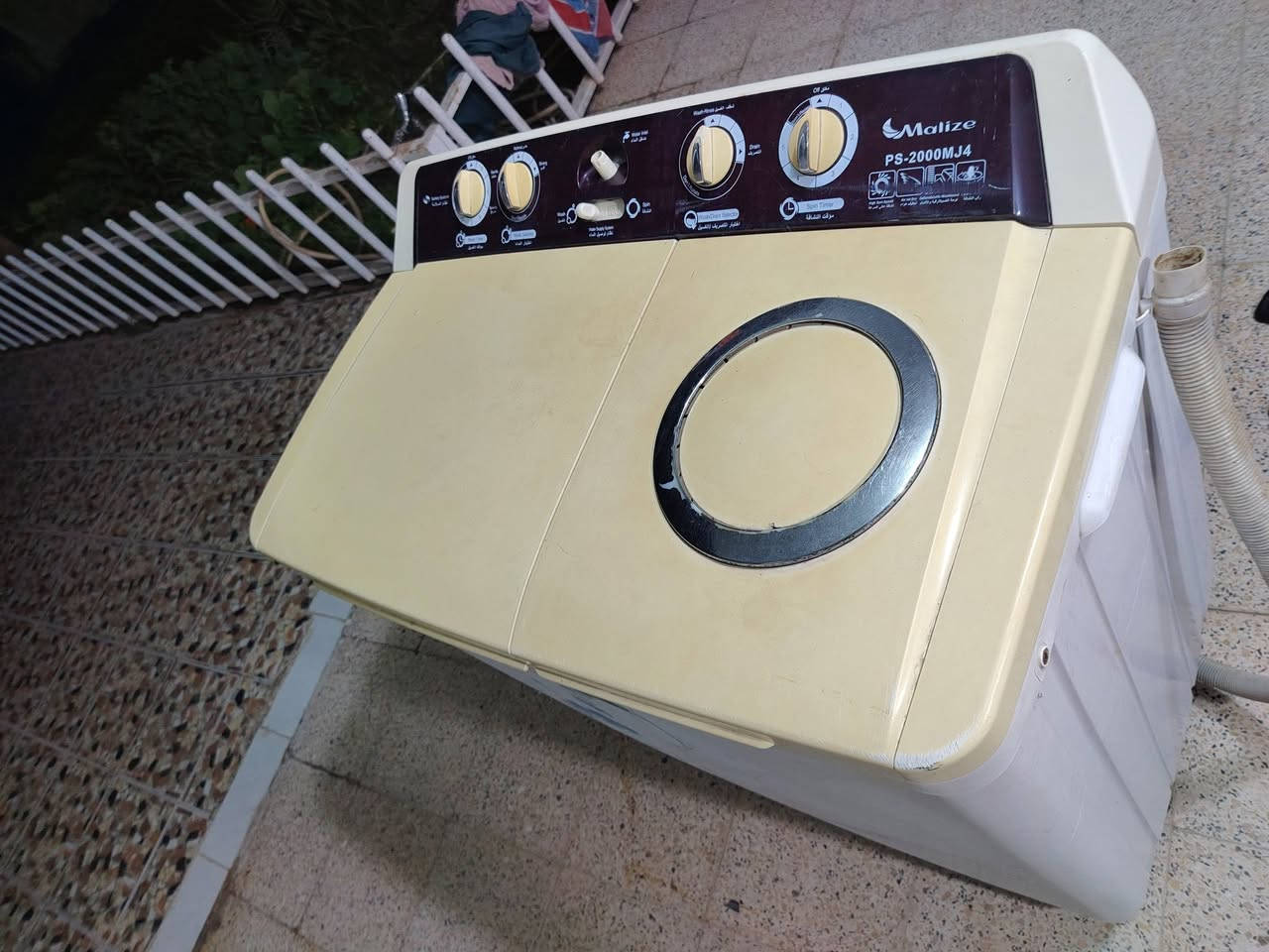 للبيع غساله نوع Malize حجم 15 كيلو أخت الجديده كله شغاله غسل تجفيف تصريف ماء تمام التمام وعلى الفحص وبيه ضمان اي نقص او عطل او ضرر مابيه على وضع الشركه سغره 85 الف في مركز مدينة الحله حي الزهراء قرب جسر الأم موبايل ***********
