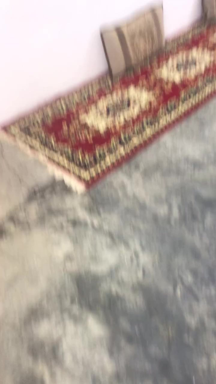 سلام عليكم اخوان شغل صبغ داخل وخارج كله نفس السعر ونشتغل داخل حديثة وخارج حديثة الستفسار على هاذه الرقم ***********
