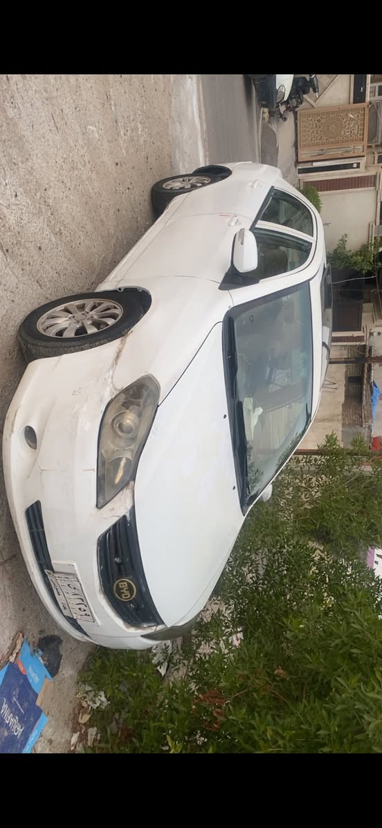 للبيع بي وادي موديل ١٣ مطلوبه لمصرف كير مكينه تبريد مكفولات سياره ماشيه ١٥٠ بس دعميتها تعبانه داخلها نظيف كلش ورعيها موجود يسولك وكاله ريدها ٣٠ ورقه صدر امامي جديد دريم شفت من طول لطول جدد ما نقصها اي شي مكاني بغداد حي العامل ‭٠٧٨٣ ٨٢٥ ١٧١٩‬
