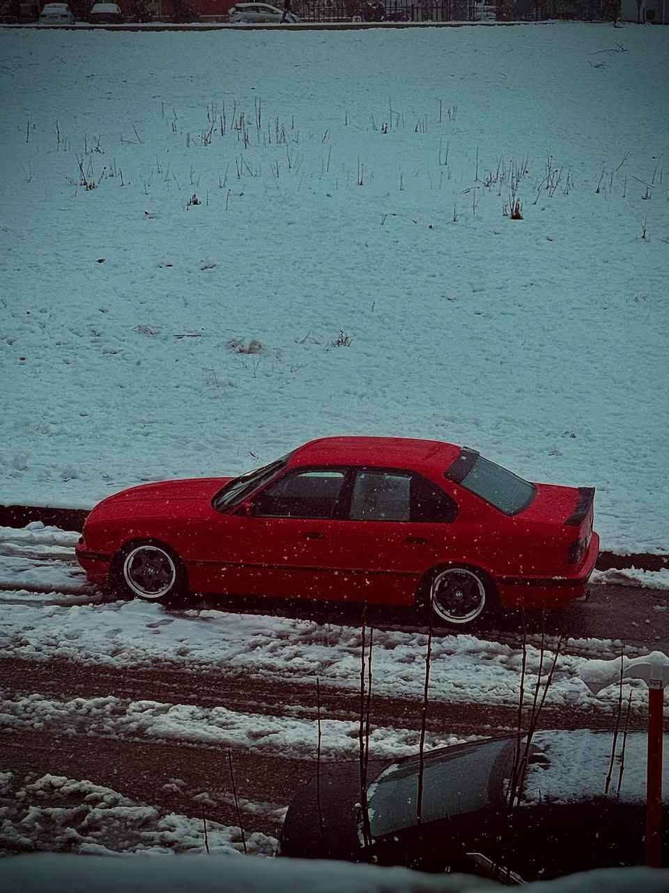سلام عليكم
بي ام Bmw/موديل/1994
حجم 525/كبس/كير/عادي
لون 🔴/رقم أربيل جديد سنويه لحد 2031
مواصفات داخل جلد+دبل ايرباك+4جامات كهرباي
صبغ عام الجماليه سعر 69$وبيهه مجال بسيط مكاني أربيل اي استفسار *********** واتساب ماجاوب عل ماسنجر أربيل, العراق
