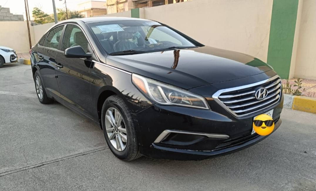 سوناتا 2016 وارد امريكي
محرك 2400 GDI 

ضربتها السيارة طارف البوند بارد وجاملق الخلفي معجون قليل 

سياره ليبل واحد  ولا دددوالضرر مرفوق بالسونار بالمنشور رقم نينوى ألماني/السنويه الى2027

مواصفات السياره 

-ثلاث انظمت قيادة 

- كامرا خلفيه  

- شاشه

-نظام مانع انزلاق 

- تحكمات ستيرن 
 
السياره حلوه وتبريدها ثلج مكفوله 
ملاخظة سونار اخذتو جديد سونار المحترف والمحترف معروف بالموصل 
سعرها 127 وبيها مجال بسيط حك الجيه
***********
