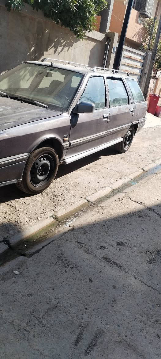رينو ستيشن
بسمي سنويه الى29
گير محرك شرط 
طخك نضيف
كهربائيات وداخل يراد ترتيبات بسيطه
شرط التحويل
سعر 19 وبيها مجال
ترهم مراوس بسايبه او كوكو
*********** واتساب واتصال
تفيد العمالة او الي عندو حمل
الشراي يتصل او خاص
