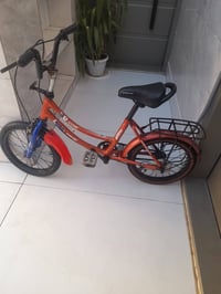 ياباني • حجم ١٦ • نظيف