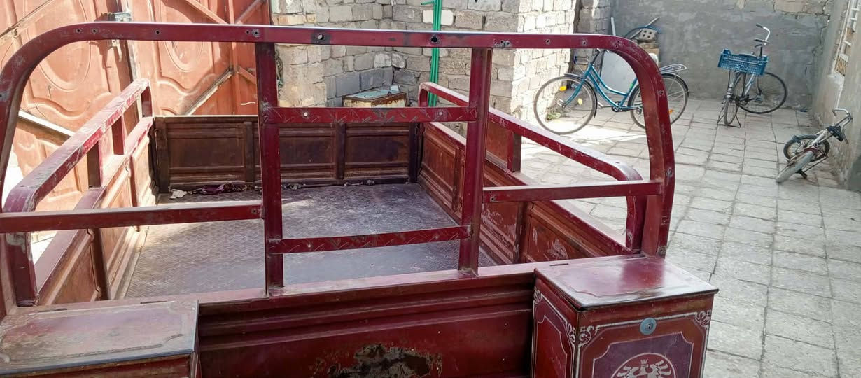 بدي ستوته للبيع
سعر 250
مكلف بل نشر رقم ‏‪***********‬‏
