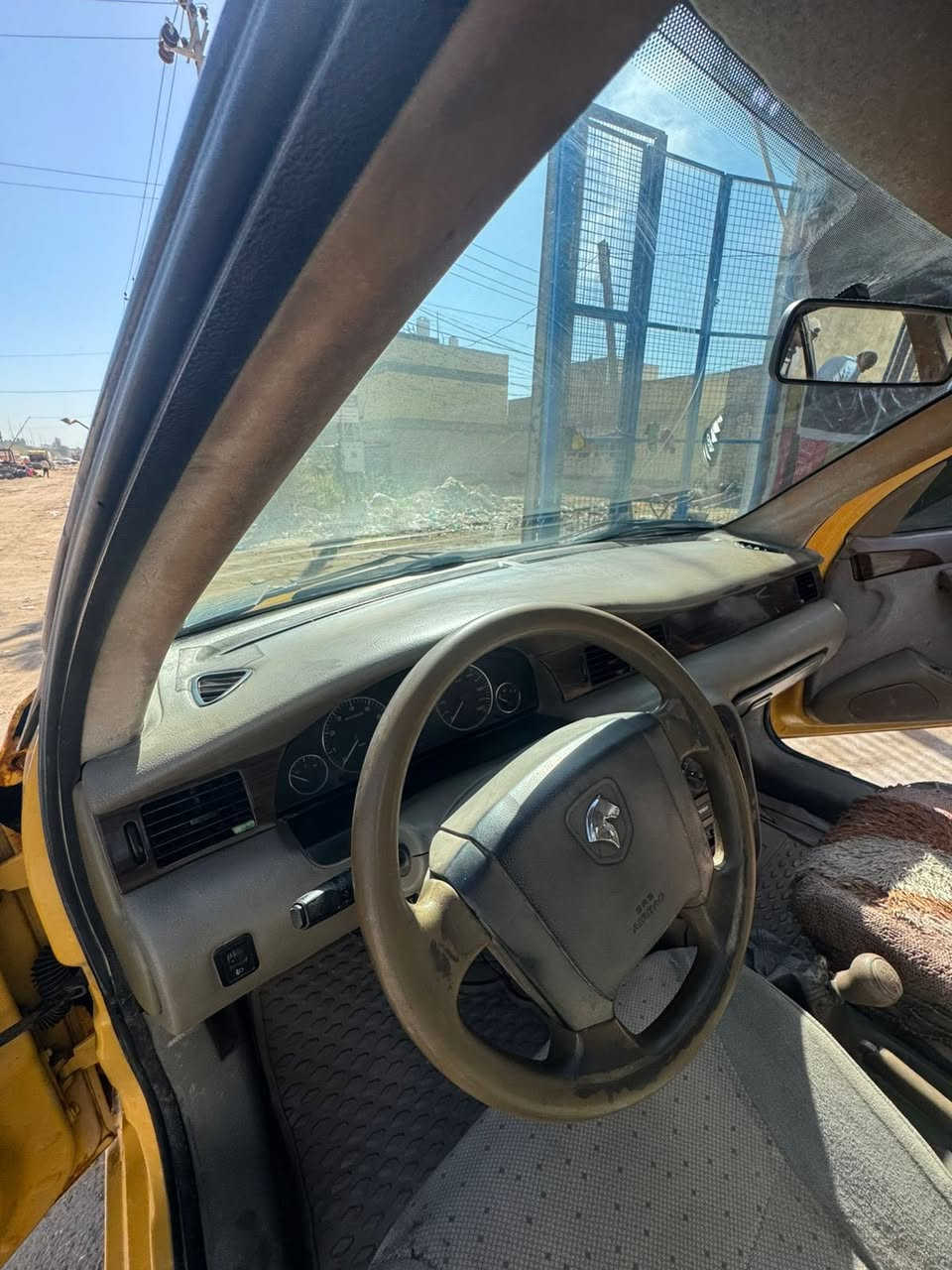 سلام عليكم سمند موديل 2011رقم نجف مالك نجف تبريد شغال حداديه زينه كير اومحرك تستلم سياره امصفره هيه اوغرامات السعر 28معه المجال للستفسار عله الرقم ***********
