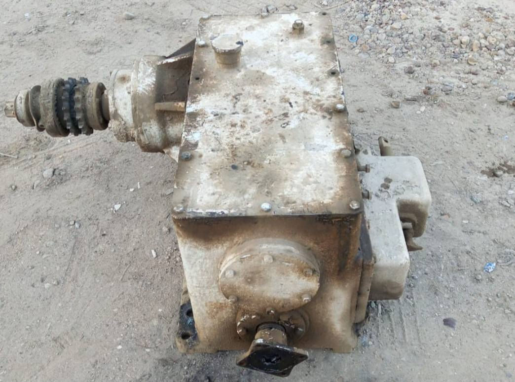 السلام عليكم عندي جير بوكس للبيع جاهز للعمل مال زيل)(***********)(***********
