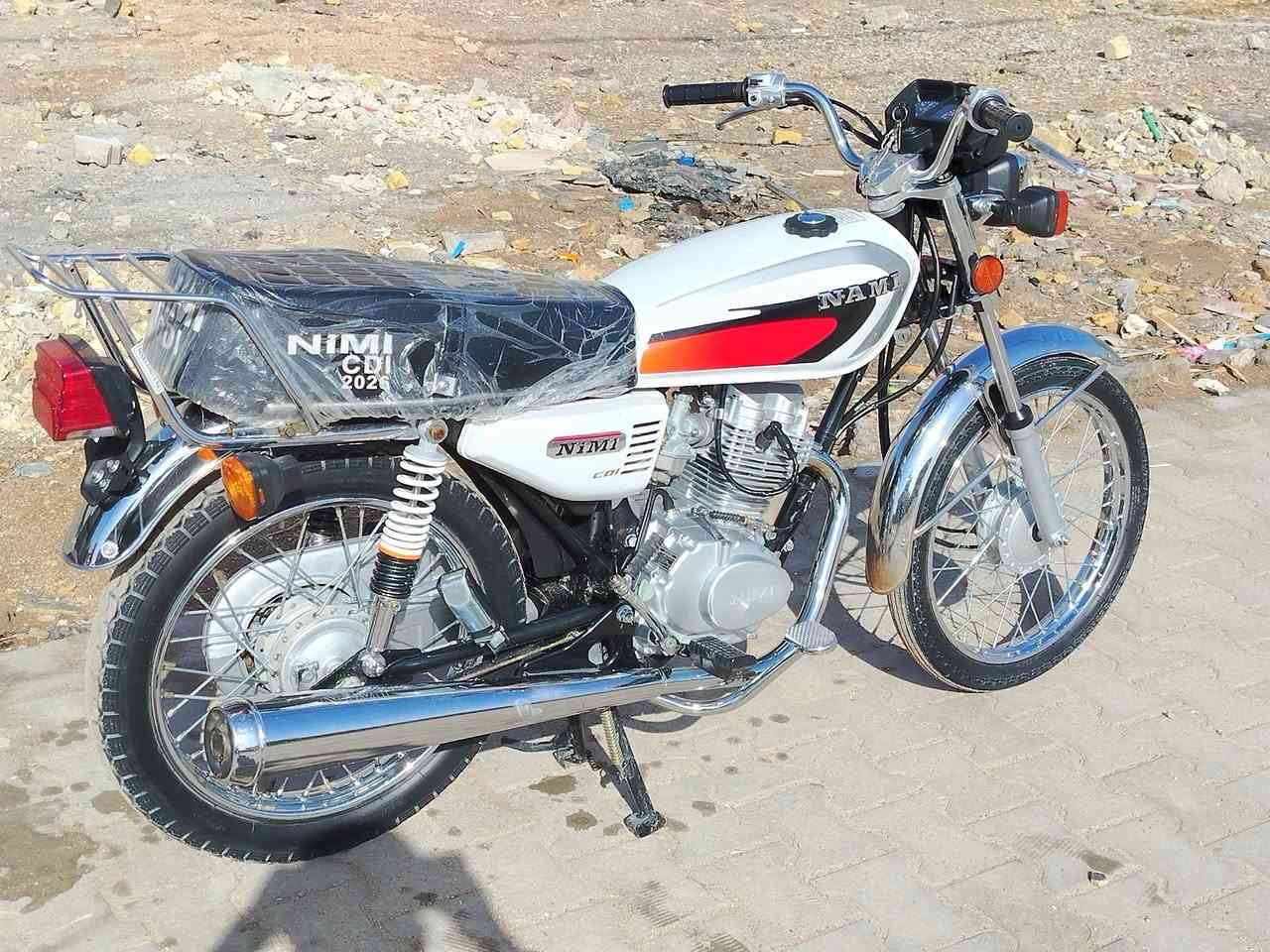 السلام عليكم دراجه اربعه كير سكنر للبيع موديل 27 
دراجه خير من الله مامفتوح برغي منهه مكان كوت حي الجهاد السعر خاص للاستفسار الاتصال على الرقم ***********
