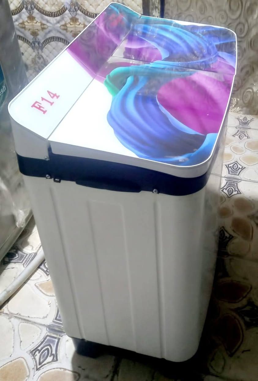 غساله هيتاشي حجم 18 كيلو نظيفه جدا اخت الجديده غسل وتنشيف السعر 110 الاتصال *********** بصره
