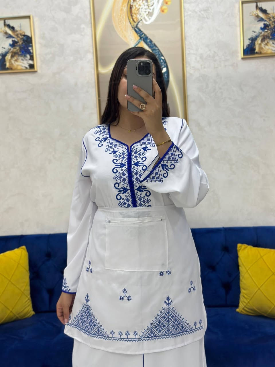 قفطان بالطابلية او السروال
مخدوم بالطرز او العقاد
توب كريب روزة
L xl xxl xxxl
التوصيل فابور


**إذا كنت صاحب هذا الإعلان وتريد حذفه لأي سبب، رجاءا أرسل رسالة إلى الدعم الفني**