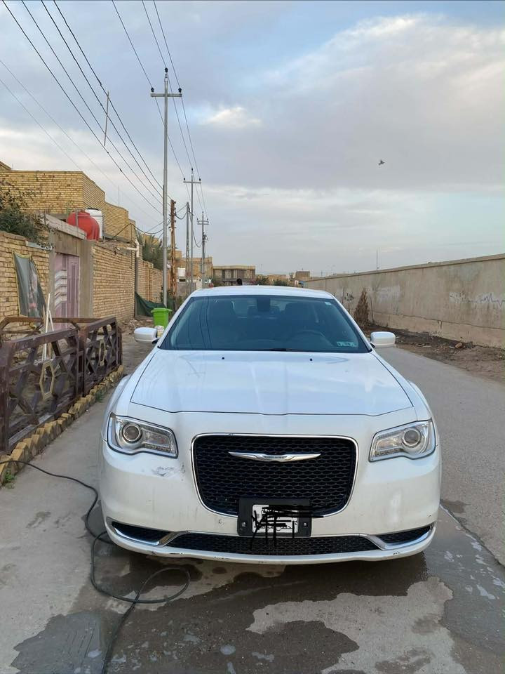 السلام عليكم اوباما موديل 2015 للبيع ادوات مكفول من الكص والانتربول داخله حاويه وليس سياحه اتعهد بيها مواصفات الاعتيادية مكاني ذي قار  للتواصل السعر 92 وبيها مجال للشراي 
‭***********‬
