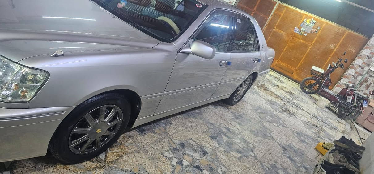 للبيع كراون ملكه موديل 2002 لون سلفر بحري رقم بصره دولي بأسمي مزاد دوله مكفولة عام ماشيه 111 ألف كم أربعة دكم مع ثلاجه بردة خلفية ستيرن كهرباء كشنات جلد دواخل بيجي فتحة سقف اضوية امام وخلف كرستال أصل تخم تاير جديد الويلات ابو النجمة نفطي بحريني تبريد قطعتين محرك دي فور كبير السيارة نظيفة استخدام بيت السعر 168ورقة به مجال للجادين بالشراء شرط التحويل مباشرةً  مكان السيارة بصره ابو الخصيب قرب جسر حمدان  للاستفسار الاتصال على الرقم ***********
