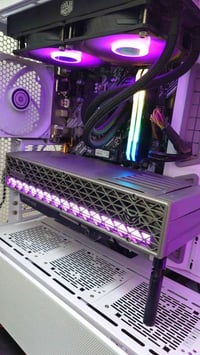 rx9070xt • استخدام قليل • بدون خدوش