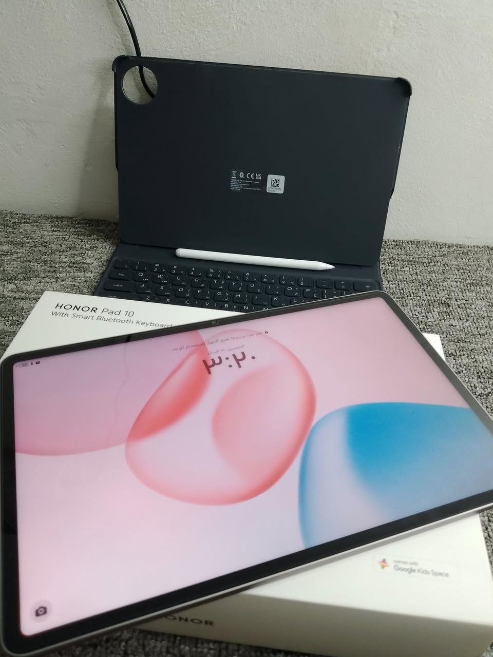 السلام عليكم
ايباد HONOR PAD 10
ذاكره 256
لون رصاصي مع ملحقات كيبورد + قلم ماستر + جميع ملحقاته شاحن وكارتون قسمين

استخدام  25 يوم وموجود وصل الشراء الخاص بي 
سعر  450
مكاني نجف 
***********  واتساب
