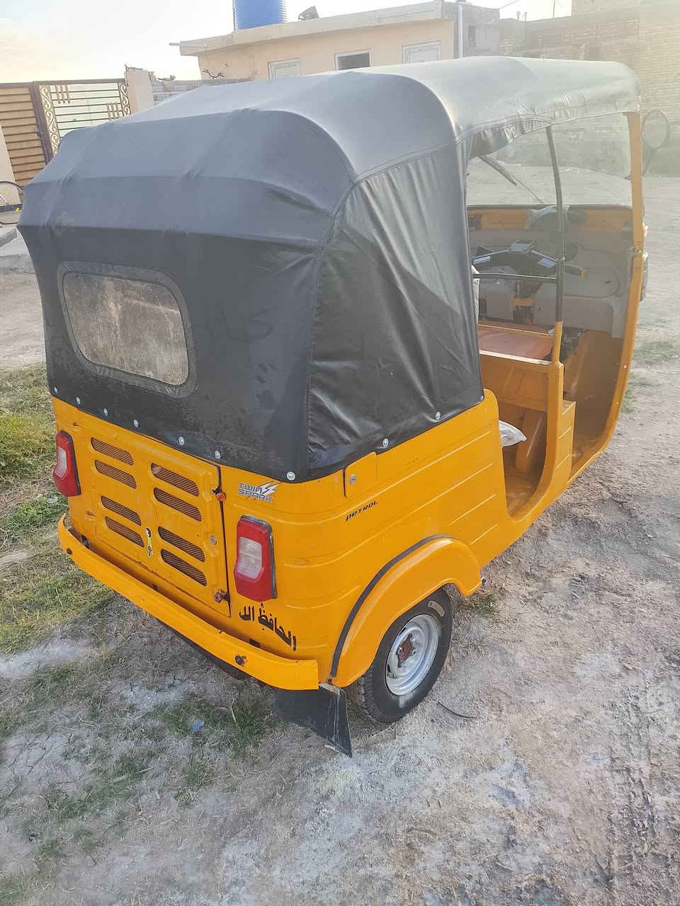 السلام عليكم للبيع تكتك بجاج موديل 2019/12/30 مرقم ذي قار سنويه الثلاثين كامله ضفيره جديده كابريتر جديده زوج تأثير جبلي جديد تجفيت جديد شركه معمر دوس  العنوان ذي قار قضاء الرفاعي السعر خاص او*********** بيه وتساب
