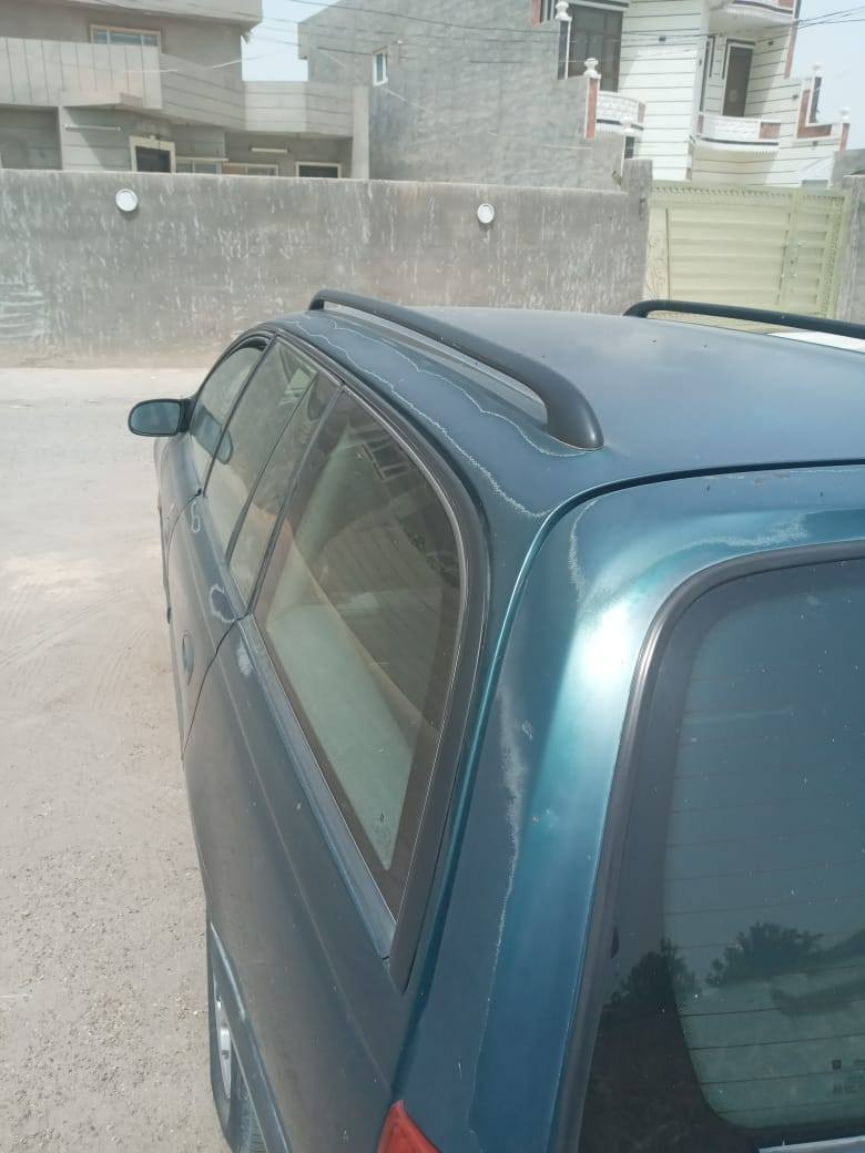 أوبل أوميكا (ستيشن) موديل1996 محرك2000 مفتوح ،گير عادي،جام عادي،سنتر لوك ،بيها باب خلفي مدعوم موجود عندي واحد،بعض المكانات جارد الكلير
(المحرك والگير والحداديه)على الفحص
السعر 42 
 رقم بغداد بأسمي،مكان السياره الضلوعيه.
للاستفسار ***********
