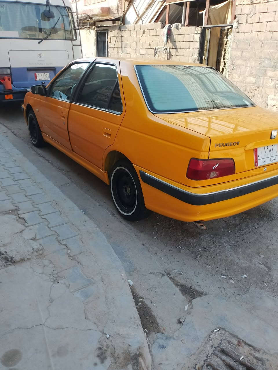 السلام عليكم بيجو باص كفاله من كلشي حره مو اقصاد ب اسمي العنوان بصره المعقل للاستفسار ***********
