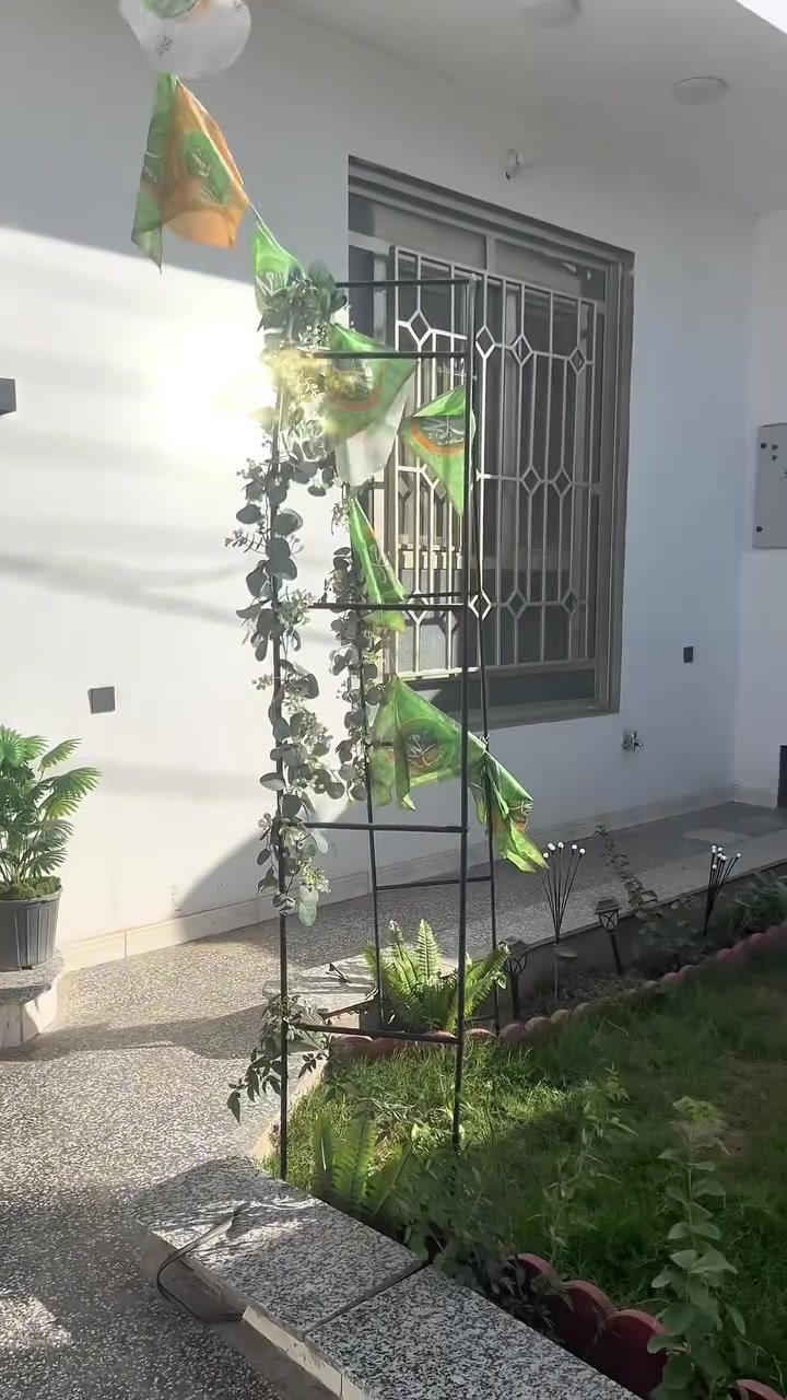بيت للبيع ‏في حي الجبيرية الثالثة ‏يحتوي على ستة غرف نوم ‏الشارع 10 متر
‏يحتوي على أربع حمامات
‏للاستفسار مراسلة الصفحة والاتصال على الأرقام الموجدة في الصفحة
‏***********
انس الجرملي للعقار
