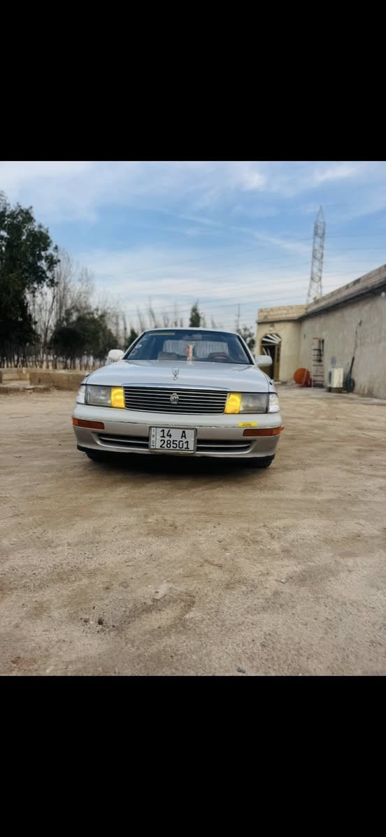 السلام عليكم بطه رقم دولي بسمي سنويه مجدده السياره حلوه وجاهزه مكينه كير حداديه طخم تاير كهربائيات السياره توها صاعده هزه 
مكفوله كص ونقل جثه ومن العيب الشرعي ومن الظربه  السياره دواخلها حلوه تبريد شغال لاتصال***********
الواتساب ***********
مكاني البصره خور الزبير
