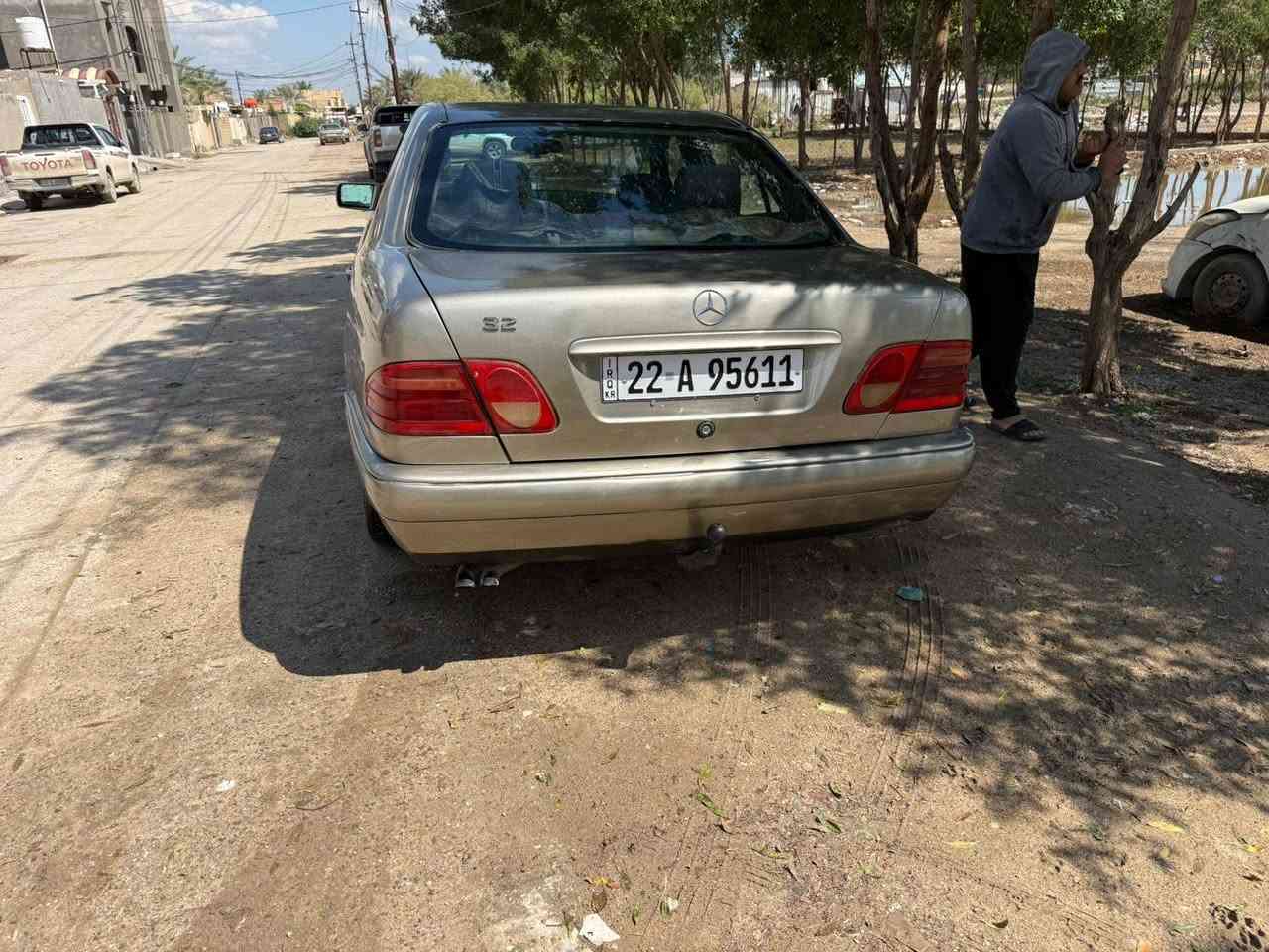 سلام عليكم سياره للبيع نواع مرسيدس ام عيون موديل 95سعر 75 اي استفسار اتصل على رقم ***********مكان سياره بابل الحمزة الغربي
