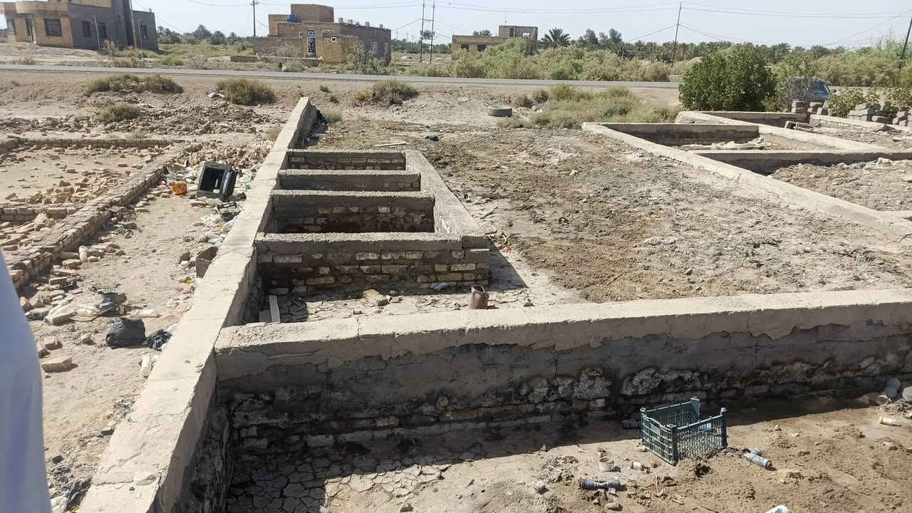 قطعه للبيع شارع الكوام فضاء الخضر المساحه 440 زراعي رقم ***********
