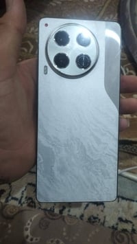 تيكنو كامون ٣٠ • نضيف • شاحن محترق