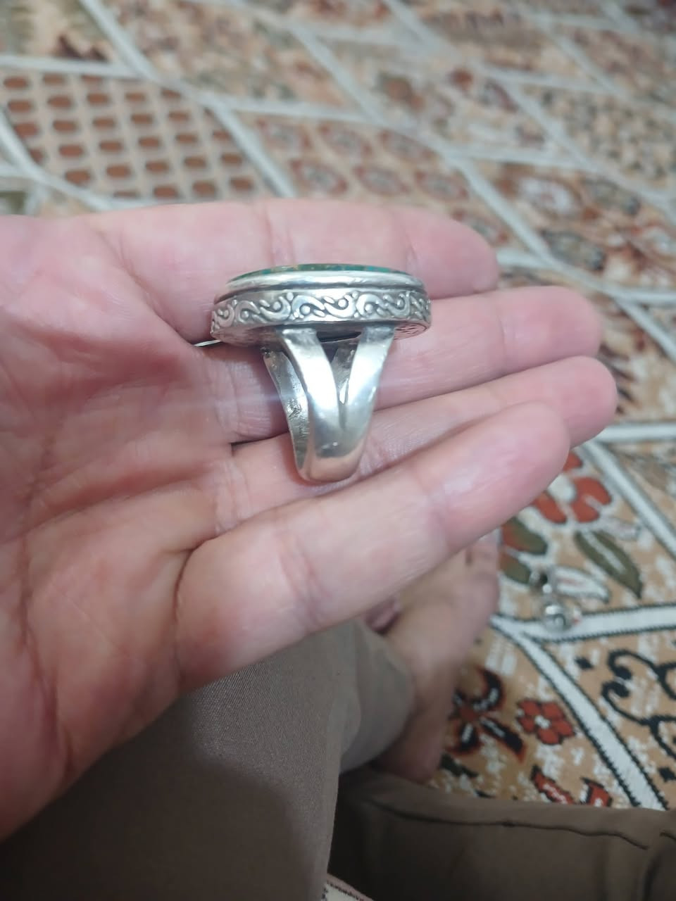 السلام عليكم .....
خاتم من حجر نيشابوري رضوي صياغة ثقيلة ومميزة ....


**إذا كنت صاحب هذا الإعلان وتريد حذفه لأي سبب، رجاءا أرسل رسالة إلى الدعم الفني**