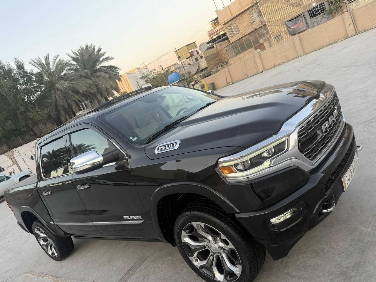 دوج رام موديل ٢٠٢٢ مواصفات لمتد فول ١/١ ماشيه ٩٦ الف سياره جديده اب معنه ال كلام كلين تايتل كفاله عامه حته منل شخط مكينه هيمي ٨ سلندر نضام ال يتورك اقتصادي بدي قصير باب طويل عله وضع الشركه شرط الفحص منل دعاميه لل دعاميه بل حقيقه احلى منل صور تجي وشوف ابعينك باب الصندوك ينفتح فتحتين او باقي ال مواصفات معروفه فول خنك مكان السياره كربلاء الشراي يتصل مامتواجد ع الفيس السعر ٤٦٠ مجال حك الجيه يعني ٤ شدات او ٦٠ ورقه بلعافيه عل ياخوذها حيل جديده  ***********  تحياتي للجميع
