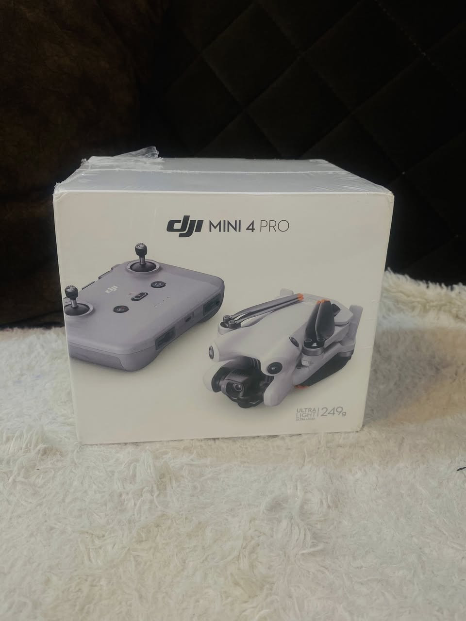 يالله السلام عليكم درون ميني 4 سنكل كيس شركه السعر مليون و100 توصيل بغداد فقط للاستفسار ***********
