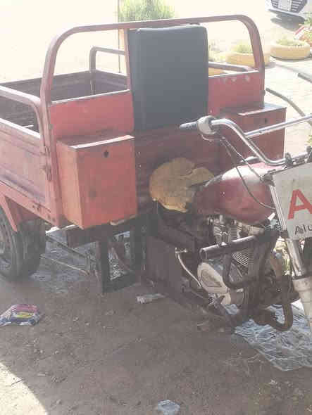 ستوته موديل 16 اوراق مكتب اغاني حي العسكري شارع*********** السبيس السعر 850
